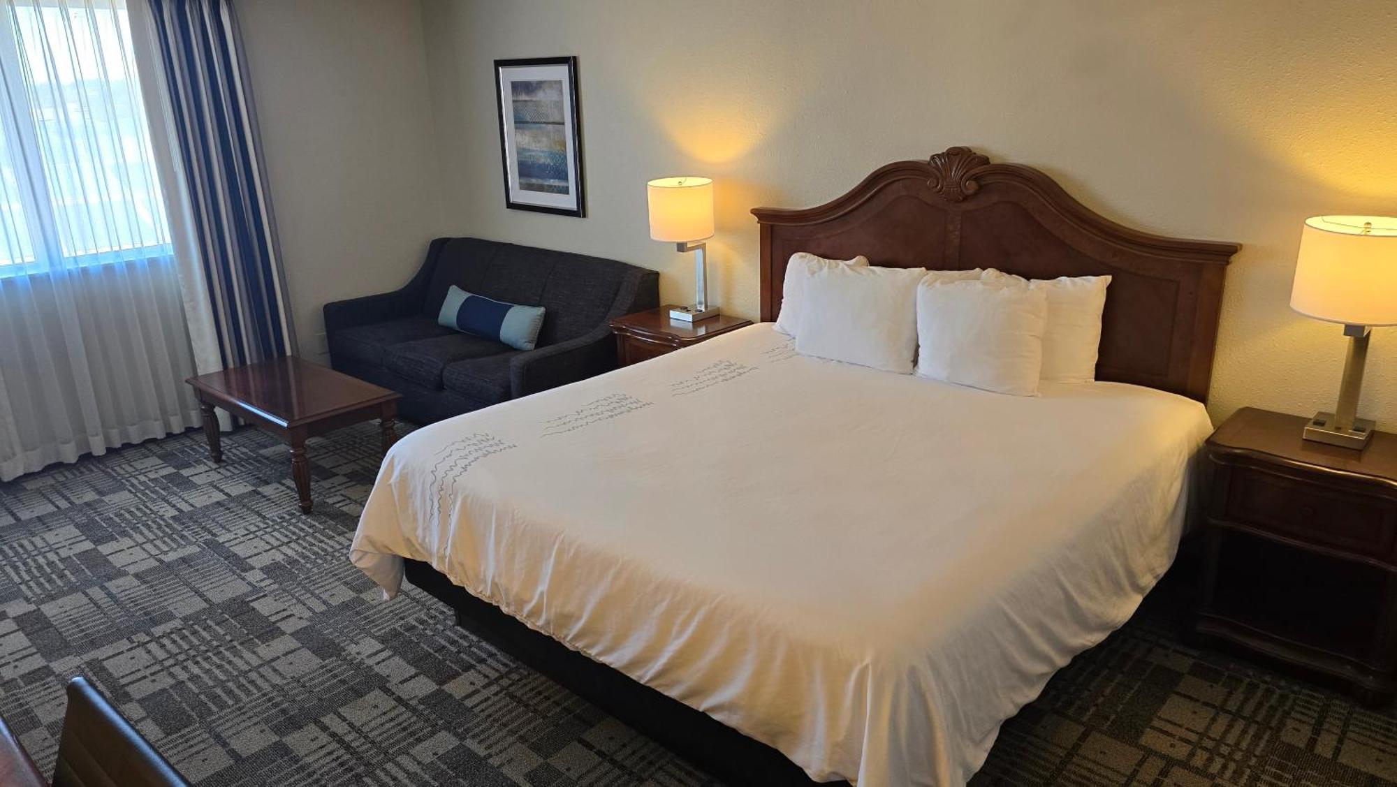 Best Western Plus Dubuque Hotel And Conference Center Eksteriør billede